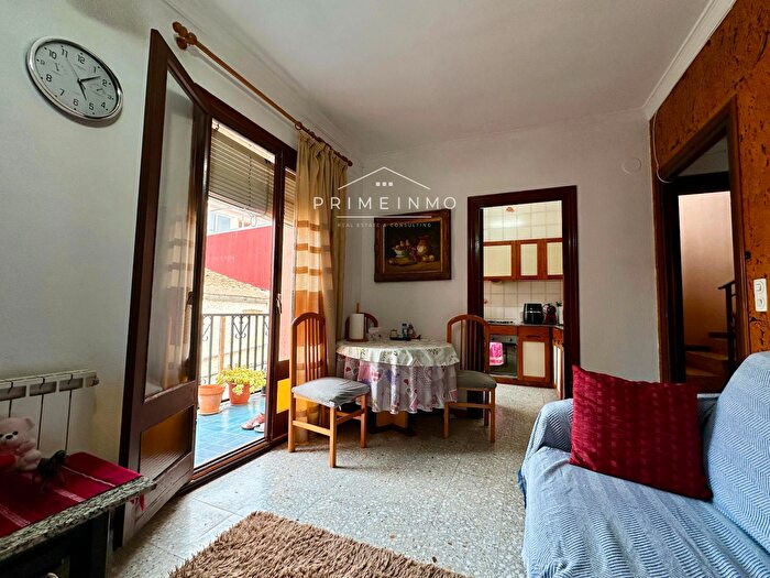 Casas en venta y pisos alquiler - 3