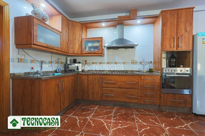 Casas en venta y pisos alquiler - 2
