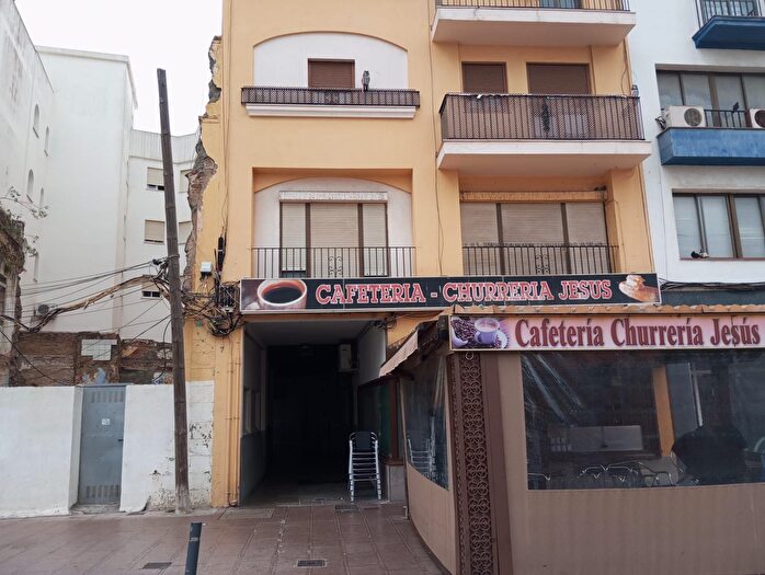 Casa en venta en Centro San Felipe Huerta Fava, La Línea de la Concepción de 4 habitaciones
