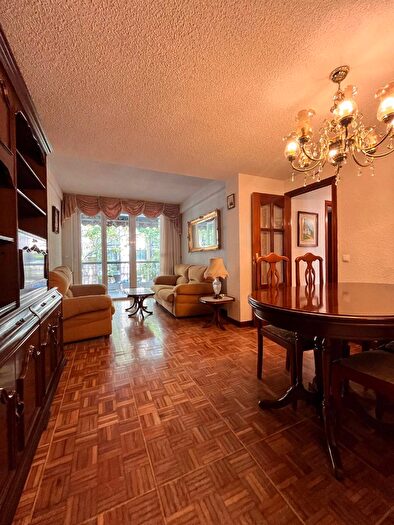 Casas en venta y pisos alquiler - 1