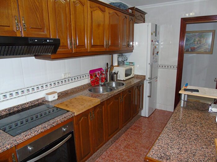 Casas en venta y pisos alquiler - 2
