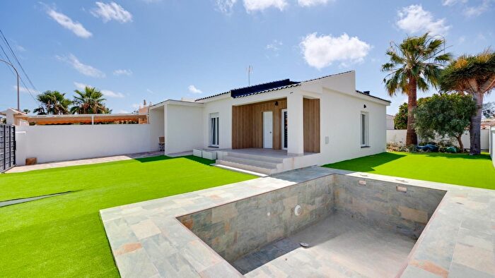 Casas en venta y pisos alquiler - 1