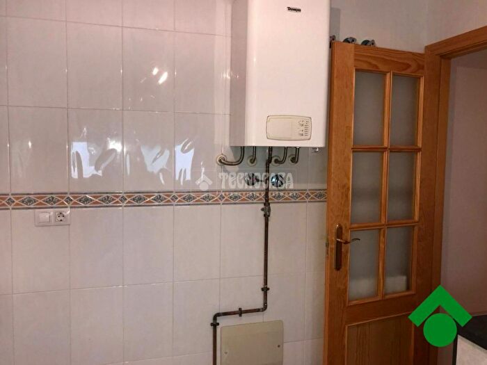 Casas en venta y pisos alquiler - 3