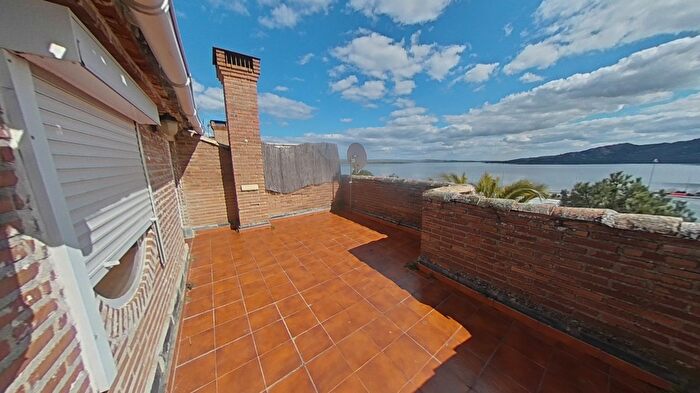 Casa en venta en Manzanares El Real, Madrid de 3 habitaciones