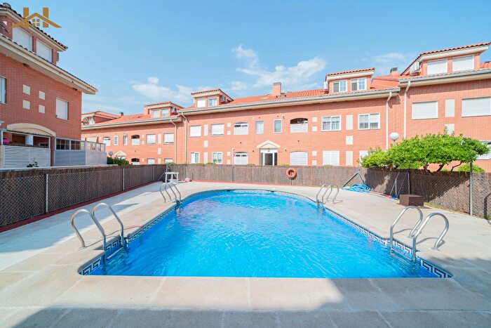 Casa en venta en Brunete, Madrid de 4 habitaciones