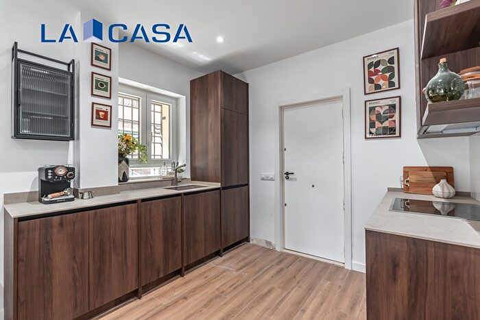 Casas en venta y pisos alquiler - 2
