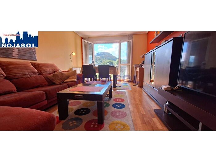 Casas en venta y pisos alquiler - 2