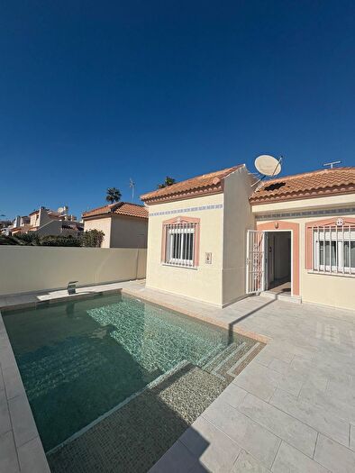 Casas en venta y pisos alquiler - 1