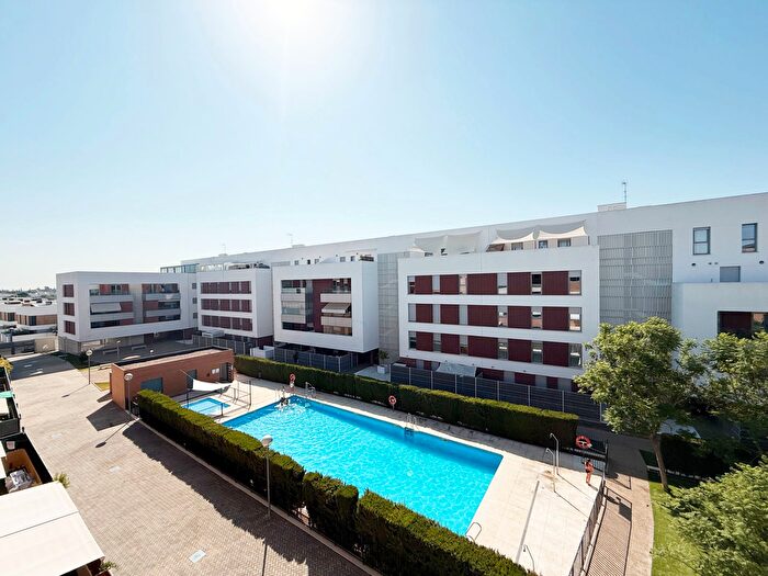 Piso en venta en Nuevo Bulevar, Mairena del Aljarafe de 3 habitaciones