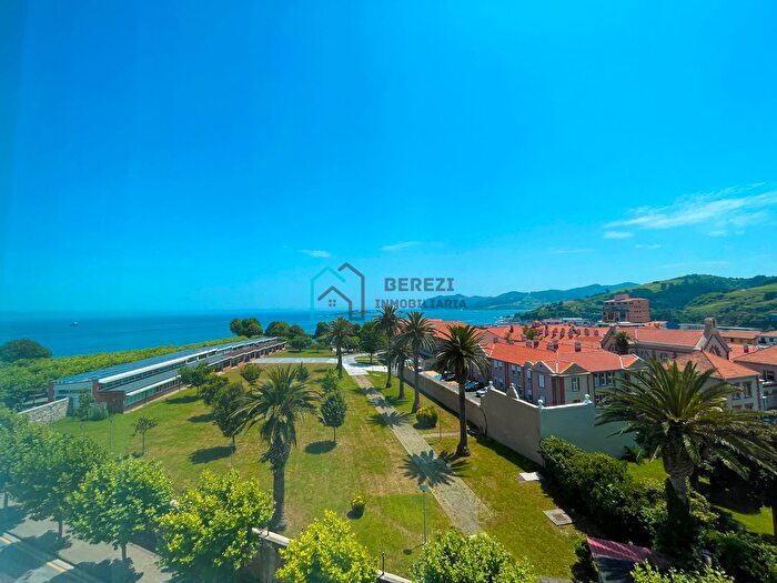 Piso en venta en Bermeo, Bizkaia de 3 habitaciones