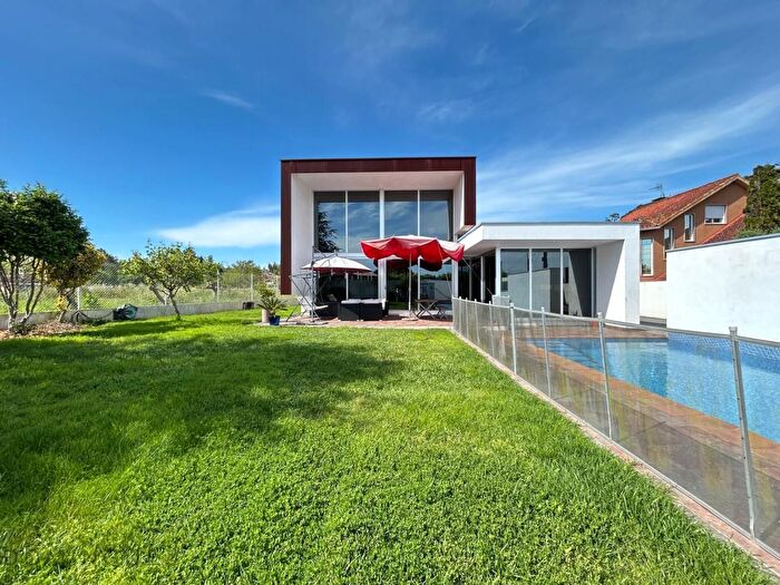 Casa en venta en Tomiño, Pontevedra de 4 habitaciones