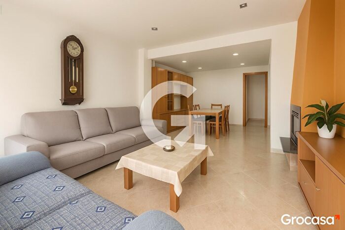 Casa en venta en Roda de Berà, Tarragona de 5 habitaciones