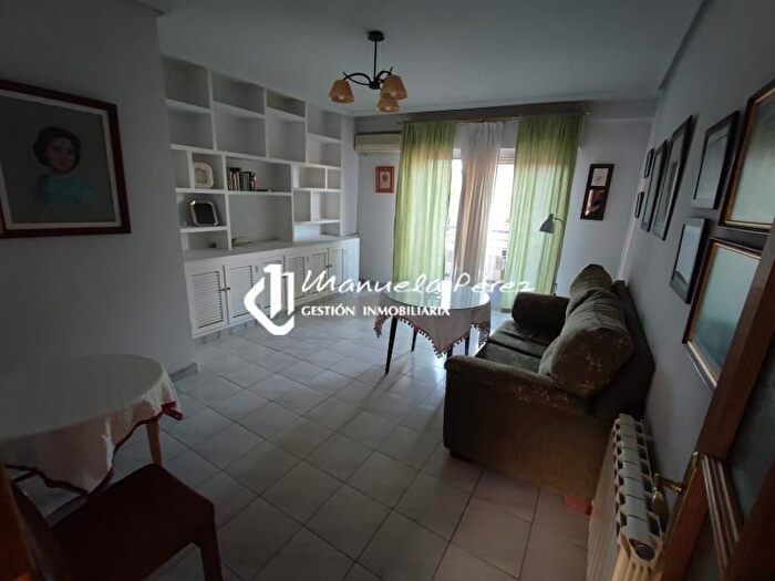 Casas en venta y pisos alquiler - 1