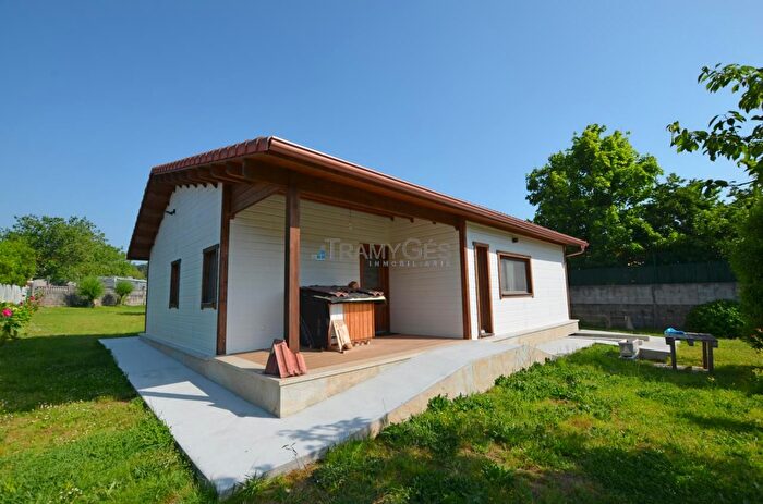 Casa en alquiler en Tomiño, Pontevedra de 2 habitaciones