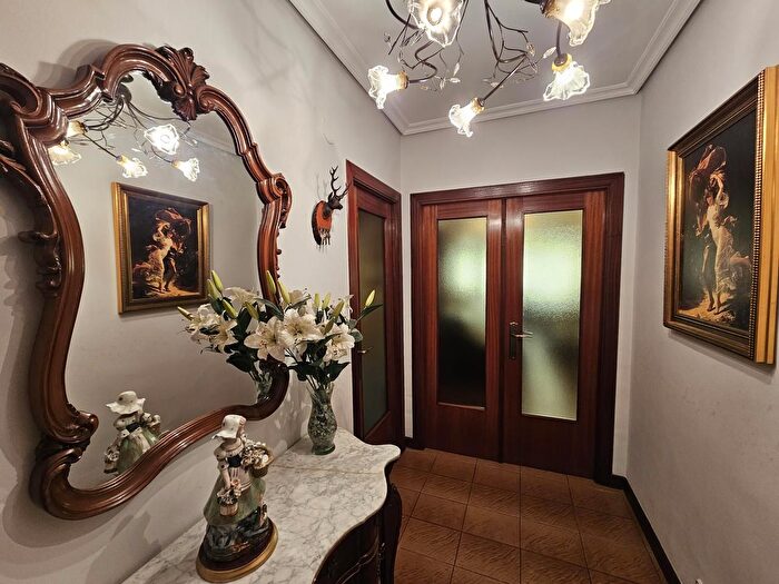 Casas en venta y pisos alquiler - 2