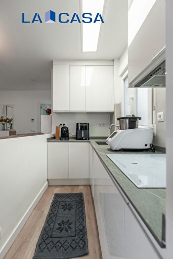 Casas en venta y pisos alquiler - 3