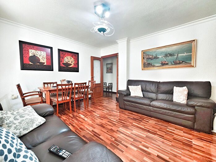 Casas en venta y pisos alquiler - 2