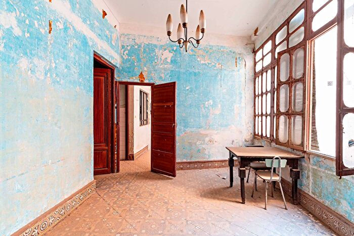 Casas en venta y pisos alquiler - 2