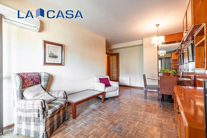 Casas en venta y pisos alquiler - 2