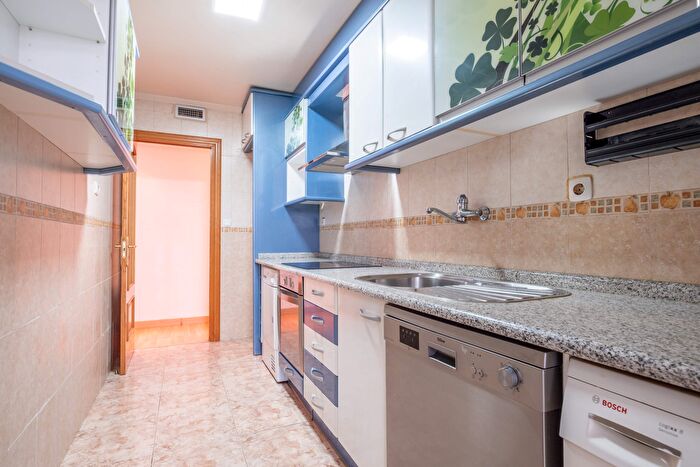 Casas en venta y pisos alquiler - 2