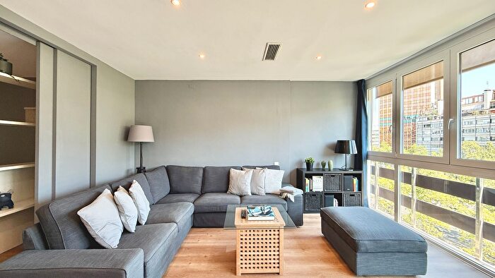 Casas en venta y pisos alquiler - 1