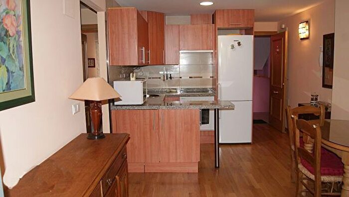 Casas en venta y pisos alquiler - 2