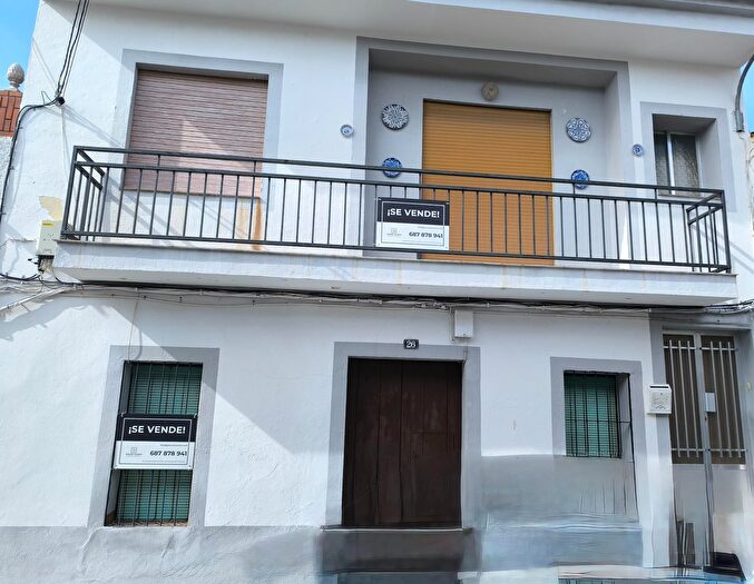 Casas en venta y pisos alquiler - 1