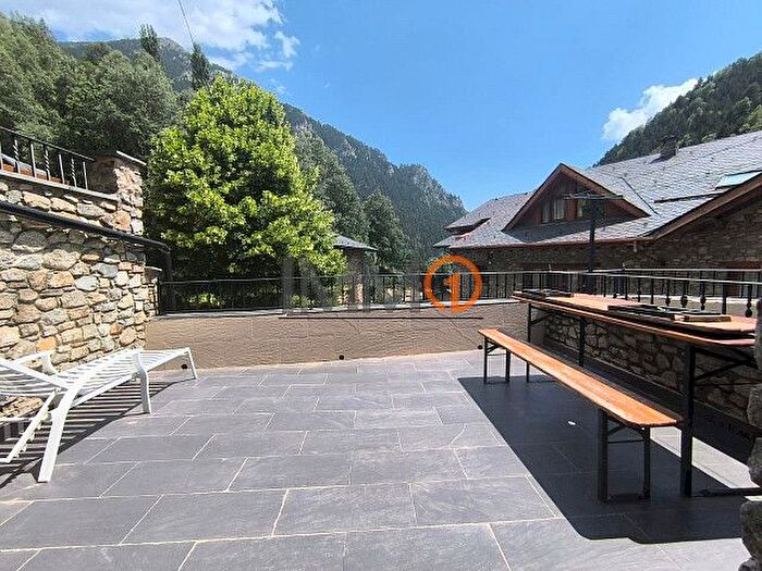Casa en venta en Les Valls de Valira, Lleida de 3 habitaciones