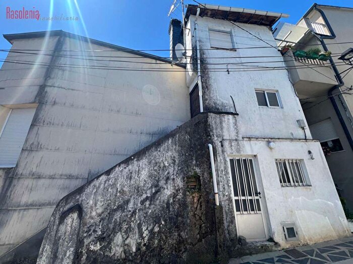 Piso en venta en Quiroga, Lugo de 3 habitaciones