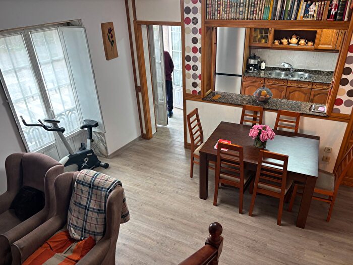 Casas en venta y pisos alquiler - 2