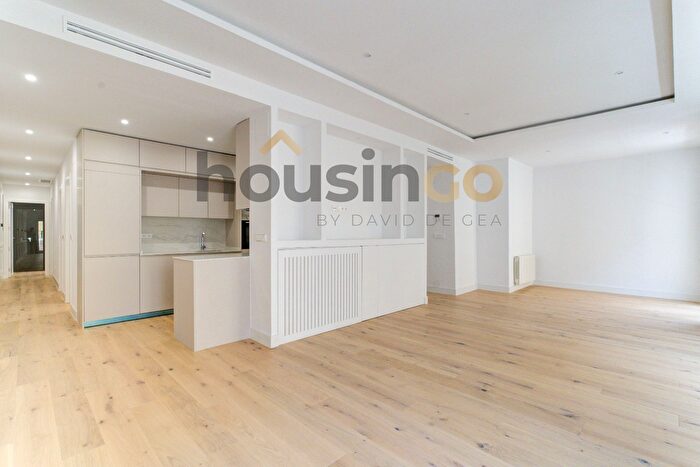 Casas en venta y pisos alquiler - 3