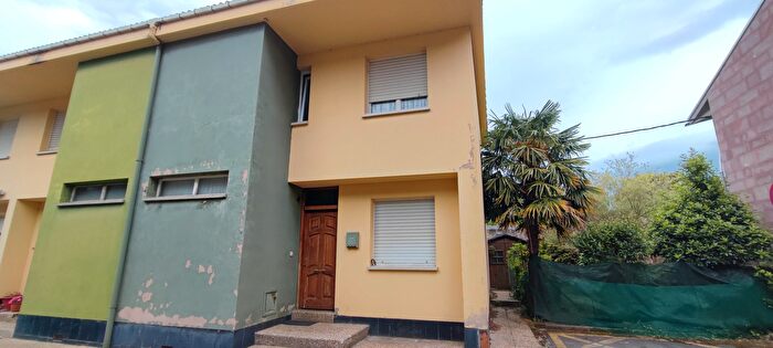 Casas en venta y pisos alquiler - 1