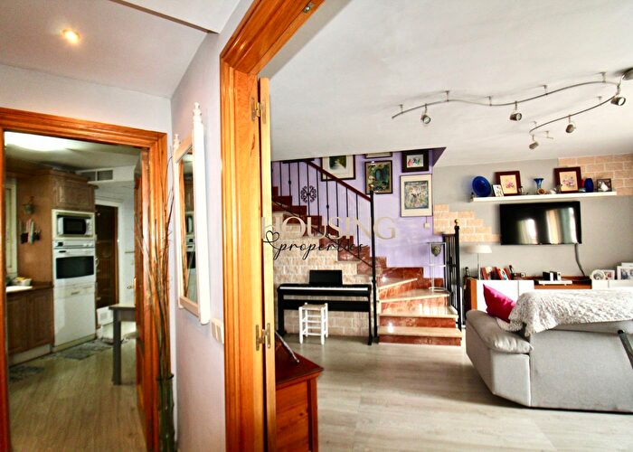 Casas en venta y pisos alquiler - 3