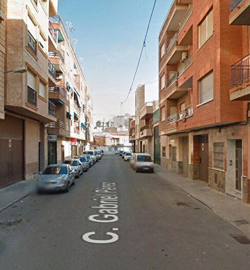 Casas en venta y pisos alquiler - 2