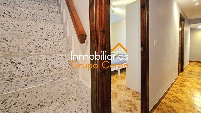 Casas en venta y pisos alquiler - 3
