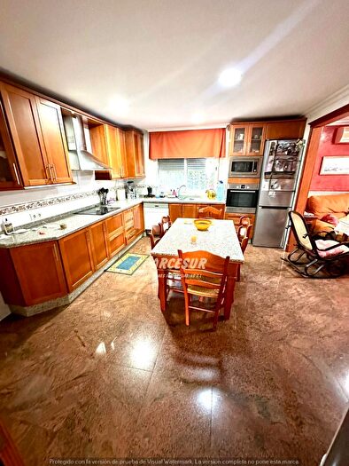 Casas en venta y pisos alquiler - 3