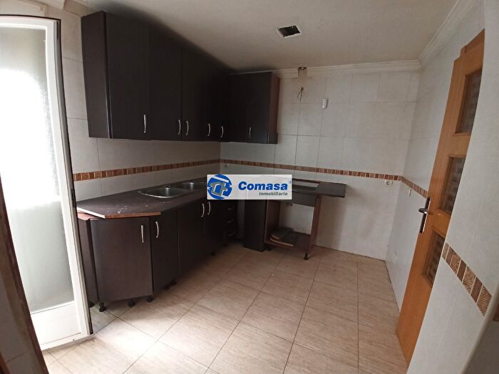 Casas en venta y pisos alquiler - 2