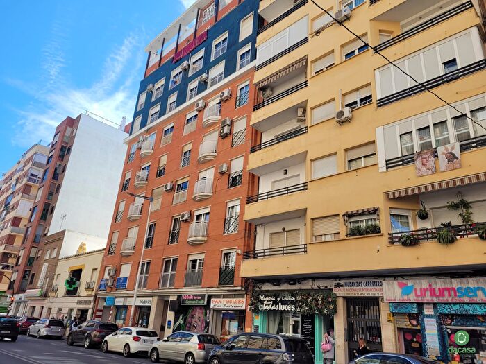 Casas en venta y pisos alquiler - 1