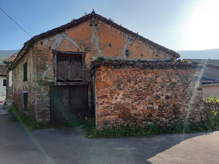 Casa en venta en Valdáliga, Cantabria de 1 habitacion