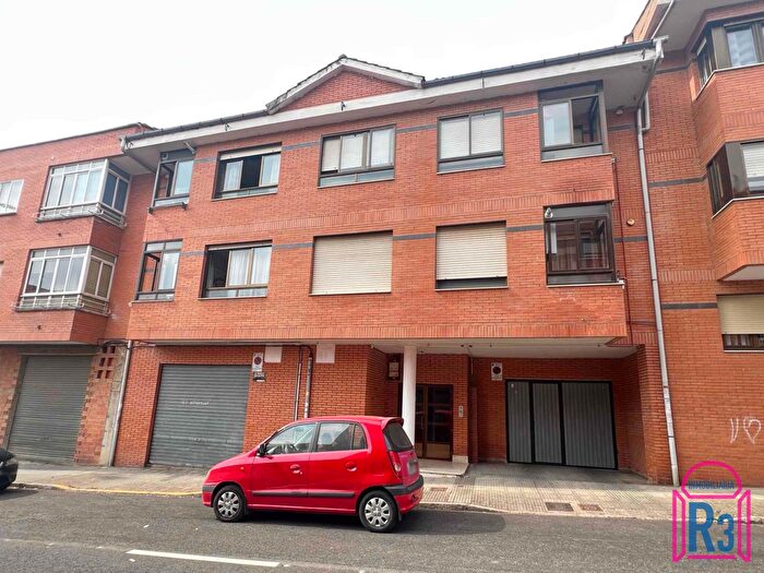 Piso en venta en La Asunción La Inmaculada, León Capital de 3 habitaciones