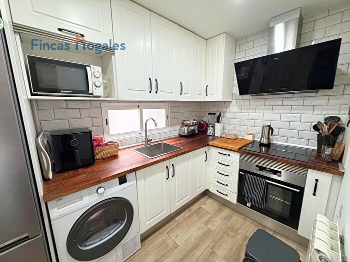 Casas en venta y pisos alquiler - 2