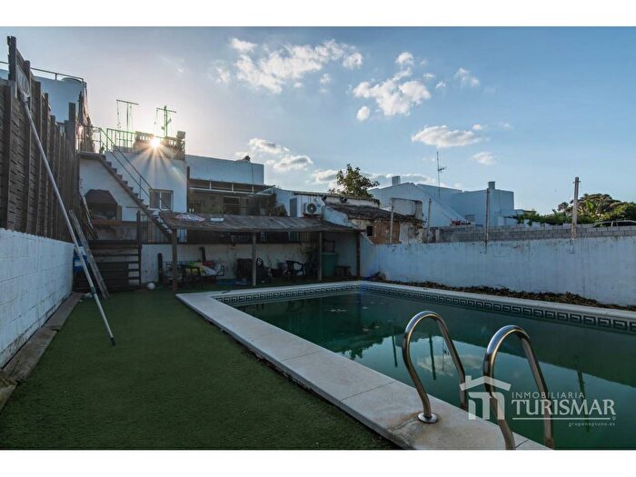Casas en venta y pisos alquiler - 1