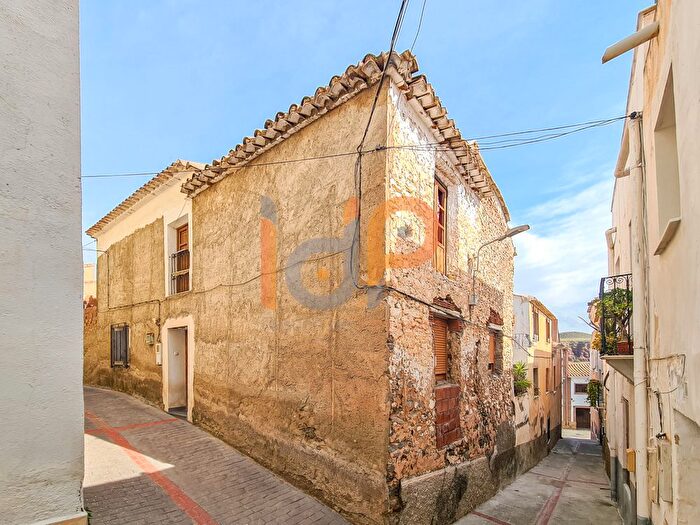 Casa en venta en Purchena, Almería de 6 habitaciones