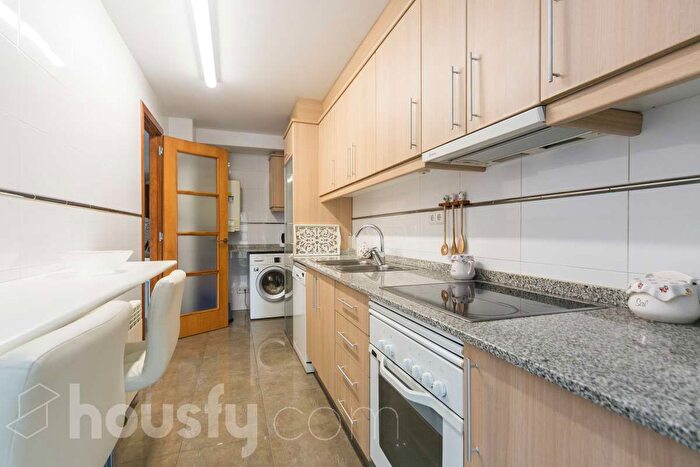 Casas en venta y pisos alquiler - 2
