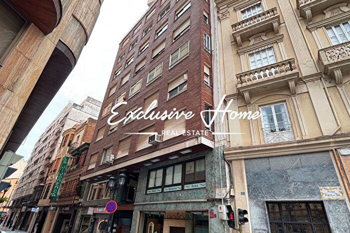 Casas en venta y pisos alquiler - 1