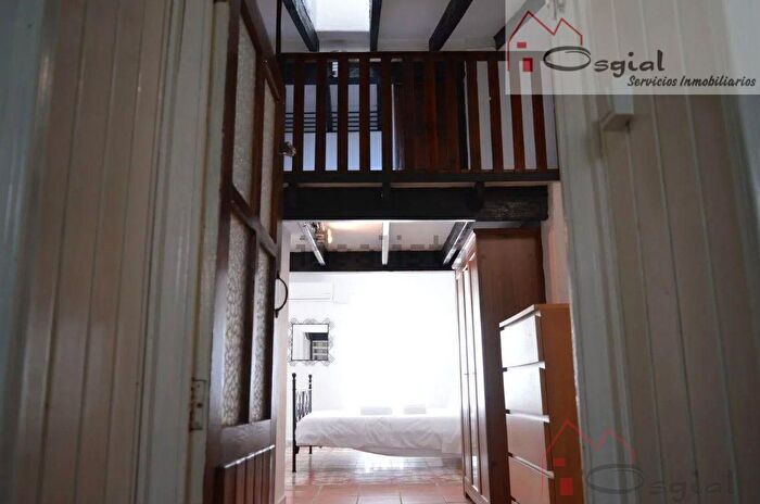 Casas en venta y pisos alquiler - 3