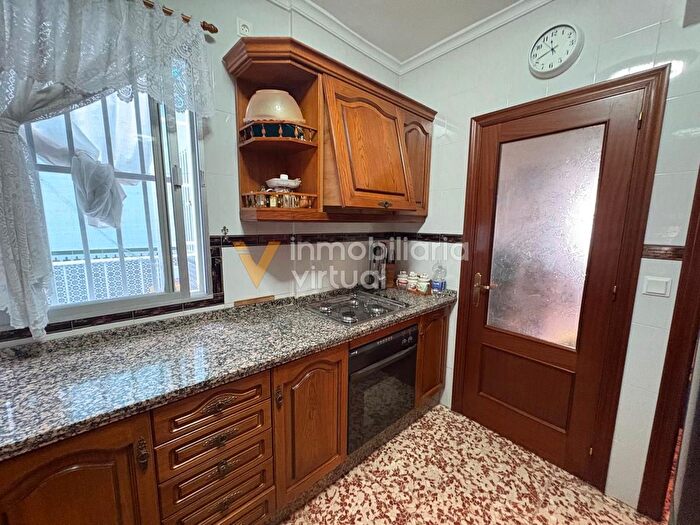 Casas en venta y pisos alquiler - 1