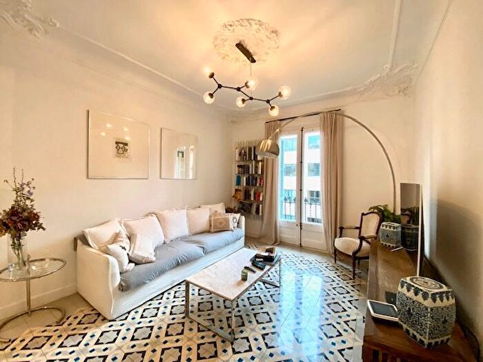 Piso en venta en Eixample, LAntiga Esquerra de lEixample de 3 habitaciones