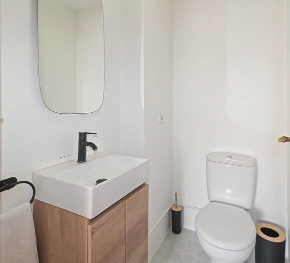 Casas en venta y pisos alquiler - 3