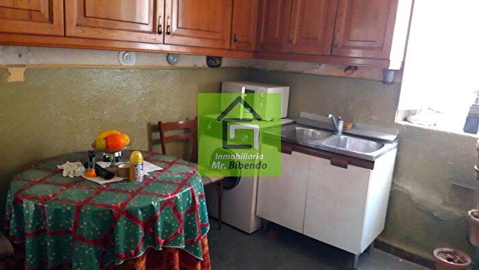 Casas en venta y pisos alquiler - 2